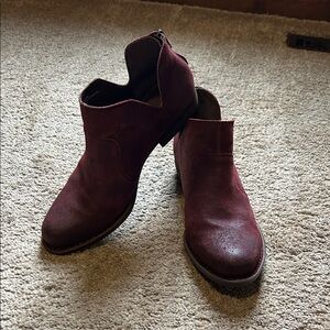 Born Women’s Ankle Boots